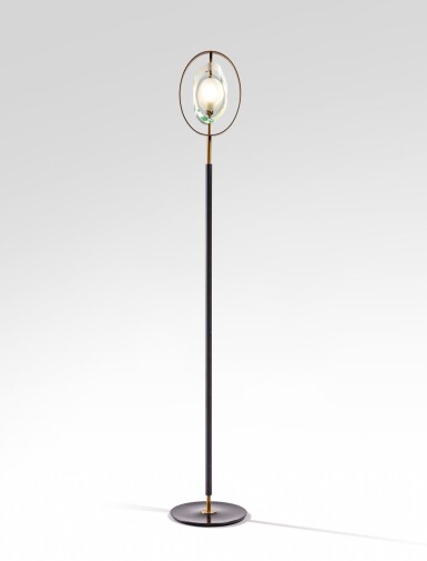 View full screen - View 1 of Lot 115. Lampadaire, modèle 2020.