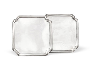 View full screen - View 1 of Lot 60. A pair of Dutch silver salvers, Hendrik Swierink, Amsterdam, 1761 | Paire de plateaux en argent par Hendrik Swierink, Amsterdam, 1761.