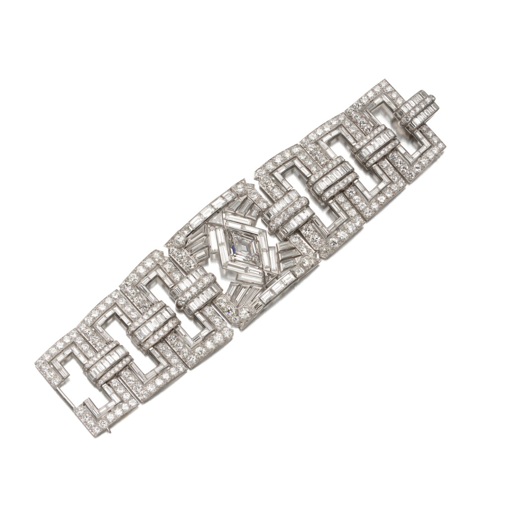 View full screen - View 1 of Lot 257. Diamond Bracelet.