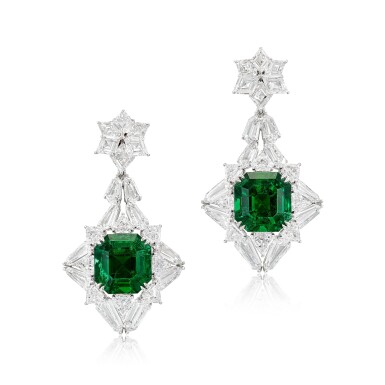 View full screen - View 1 of Lot 1835. Pair of Emerald and Diamond Pendent Earrings | 8.89 及 8.89克拉 天然「哥倫比亞」無油祖母綠 配 鑽石 耳墜一對.