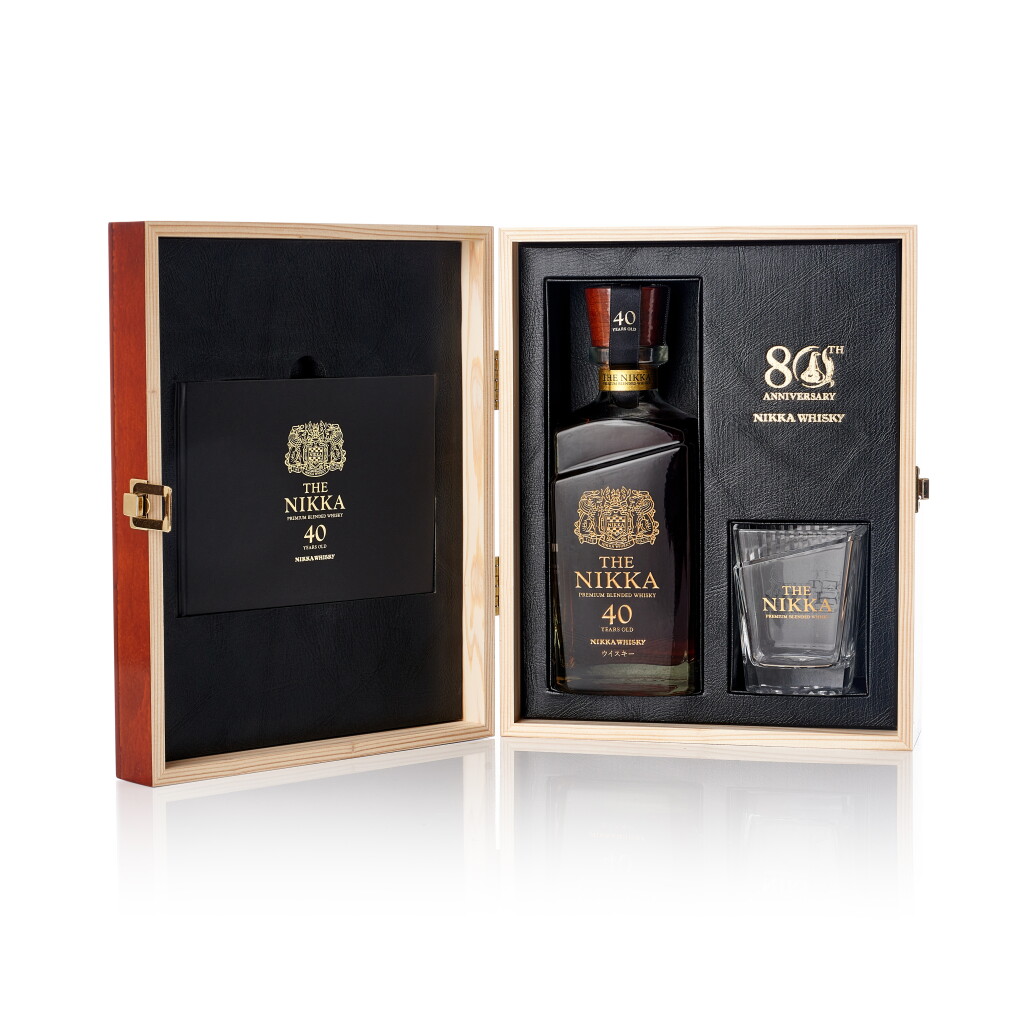 View full screen - View 1 of Lot 7043. Nikka 40 Year Old 43.0 abv NV (1 BT70).