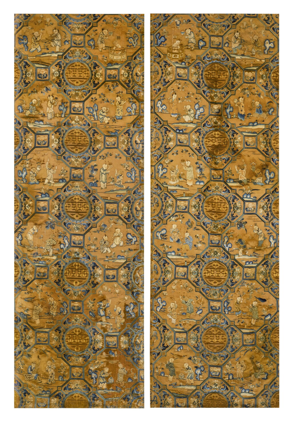 View full screen - View 1 of Lot 843. A pair of silk embroidered 'boys' panels, Qing dynasty, 19th century | 清十九世紀 刺繡嬰戲圖掛屏一對.