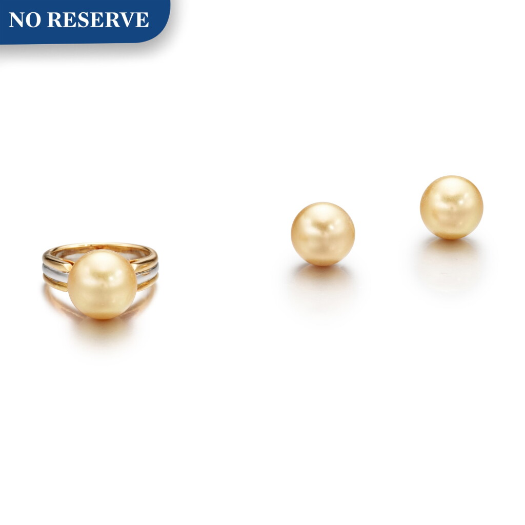 View full screen - View 1 of Lot 1227. CULTURED PEARL RING AND PAIR OF EAR STUDS | 養殖珍珠 戒指;及耳環 一對.