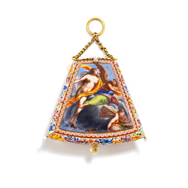 View full screen - View 1 of Lot 517. A gold, enamel and pearl scent box featuring Juno and Iris, Aurora and Cephalus, unmarked, attributed to Robert Vauquer, Blois or Paris, probably between 1640 - 1660 | Boîte à sel en or et émail et perle figurant Junon et Iris, Aurore et Céphale, non poinçonné, attribué à Robert Vauquer, Paris ou Blois, probablement entre 1640 - 1660.