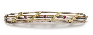 View full screen - View 1 of Lot 17. A Fabergé jewelled varicolour gold hairclip, Moscow, 1899-1908.