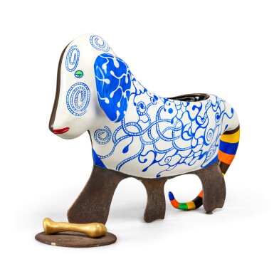 View full screen - View 1 of Lot 522. Chien vase.