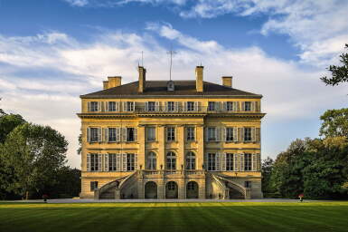 View full screen - View 1 of Lot 315. Château Margaux 1989 (2 MAG).
