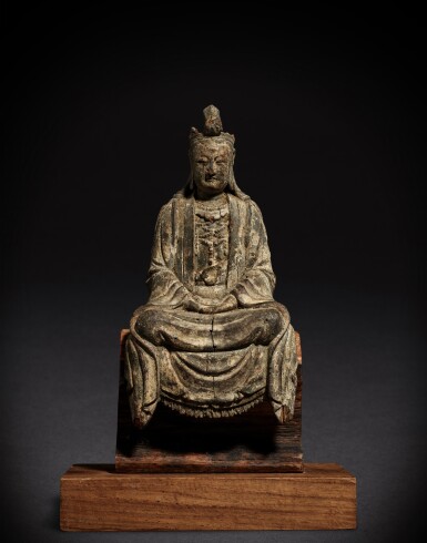 View full screen - View 1 of Lot 3610. A wood figure of Avalokiteshvara, Southern Song dynasty | 南宋 木雕觀世音菩薩坐像.