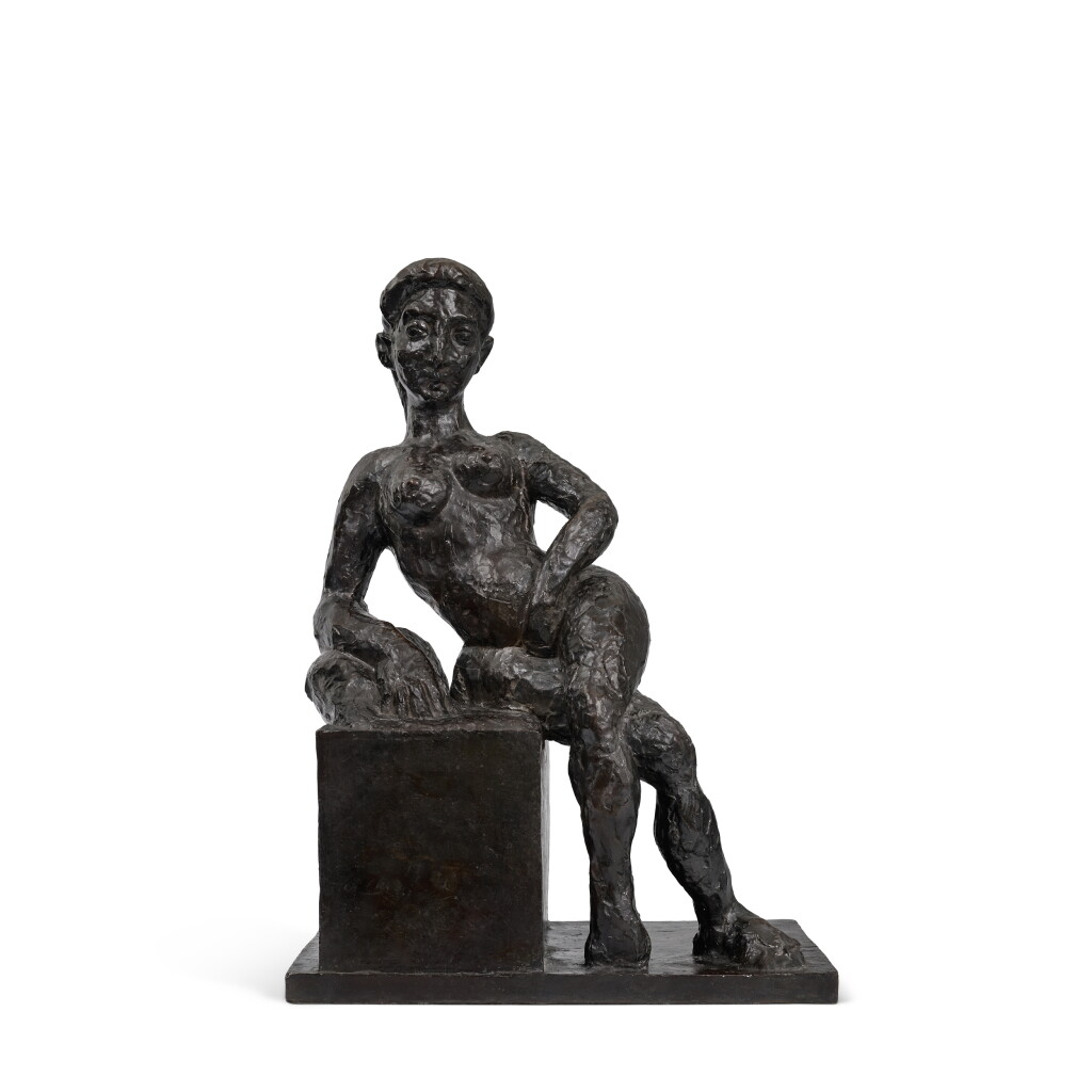 View full screen - View 1 of Lot 7. Figure décorative.