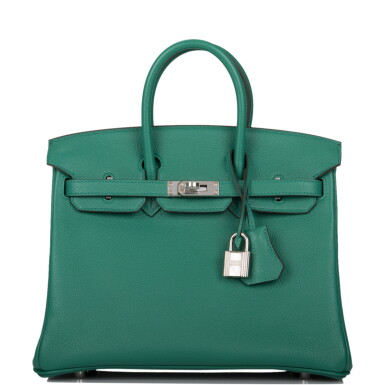 View full screen - View 1 of Lot 12. HERMÈS | VERT VERTIGO VERSO BIRKIN 25CM IN TAURILLON NOVILLO LEATHER WITH GOLD HARDWARE.