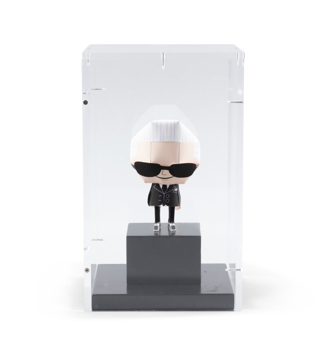 View full screen - View 1 of Lot 2010. Shin Tanaka for Karl Lagerfeld, A Karl Lagerfeld Paper Toy figure | Shin Tanaka pour Karl Lagerfeld, Paper toy à l'effigie de Karl Lagerfeld.