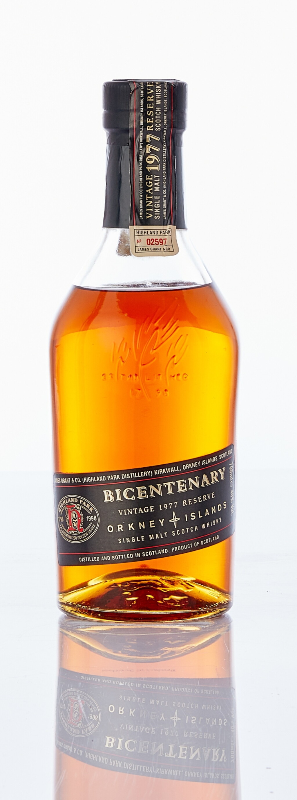 View full screen - View 1 of Lot 6098. Highland Park 21 Year Old Bicentenary 40.0 abv 1977 (1 BT70).