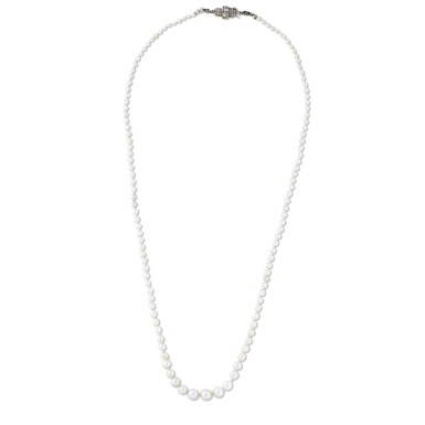 View full screen - View 1 of Lot 333. Collier de perles fines | Natural pearl necklace.
