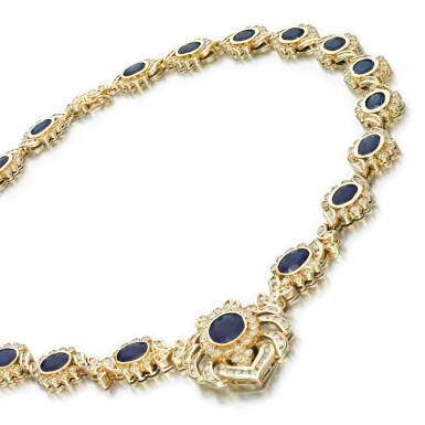 Voir en plein écran - Voir 1 du lot 67. Sapphire and diamond necklace.