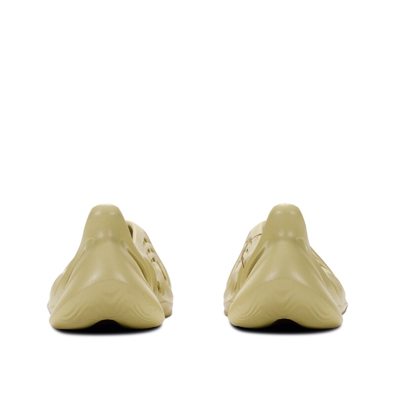 Cover image 0