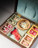 Boîte à jeux en acajou, placage d’acajou, ébène, ivoire et os d’époque Empire, attribué à Martin-Guillaume Biennais, ayant probablement appartenu à l’Empereur Napoléon Ier à Fontainebleau