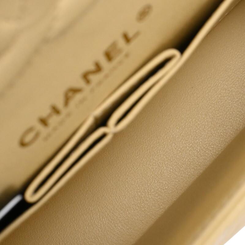 Cover image 0