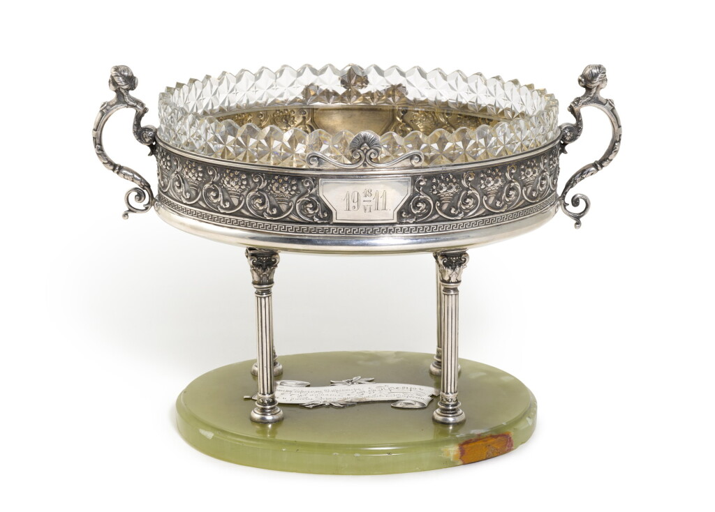 View full screen - View 1 of Lot 140. A SILVER, ONYX AND CUT-GLASS PRESENTATION CENTREPIECE, MIKHAIL TARASOV, MOSCOW, 1911.
