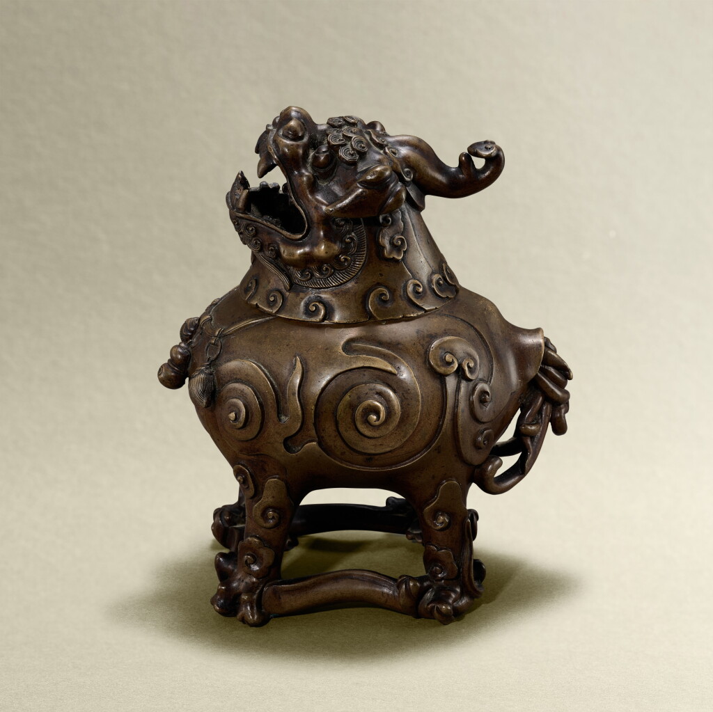 View full screen - View 1 of Lot 5731. A bronze 'mythical beast' incense burner, luduan, Ming dynasty | 明 銅甪端香爐.