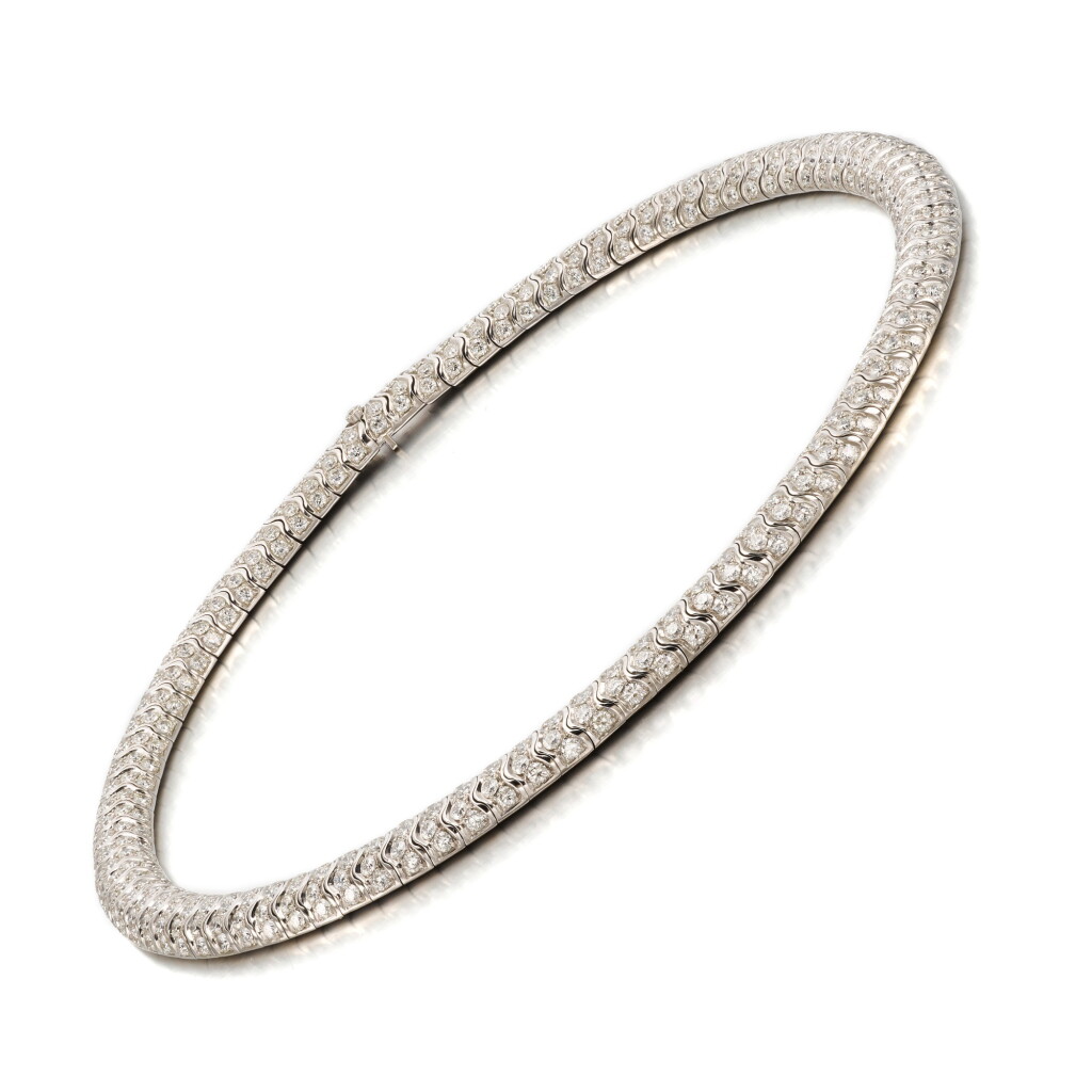 View full screen - View 1 of Lot 72. Diamond necklace.