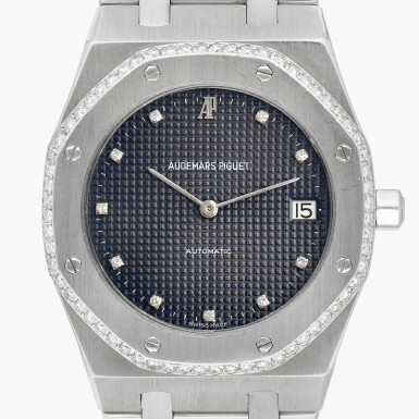 View full screen - View 1 of Lot 73. Royal Oak ‘Jumbo’, Reference 4187BC | A white gold and diamond-set bracelet watch with date | Circa 1979.