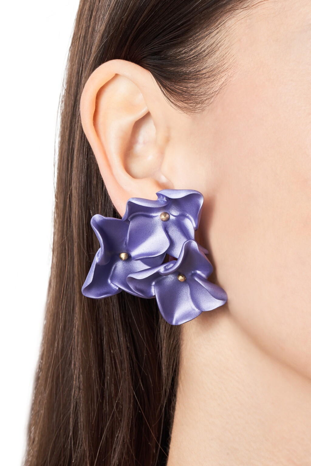 View full screen - View 1 of Lot 2703. Pair of Aluminum ‘Hydrangea’ Ear Clips | JAR | 'Hydrangea' 鋁耳夾一對.