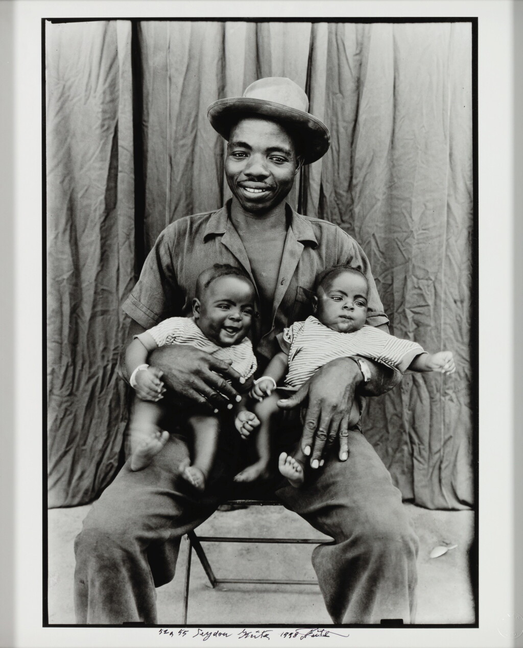 全萤幕检视 - 查看43SEYDOU KEÏTA | UNTITLED, 1952-1955的1