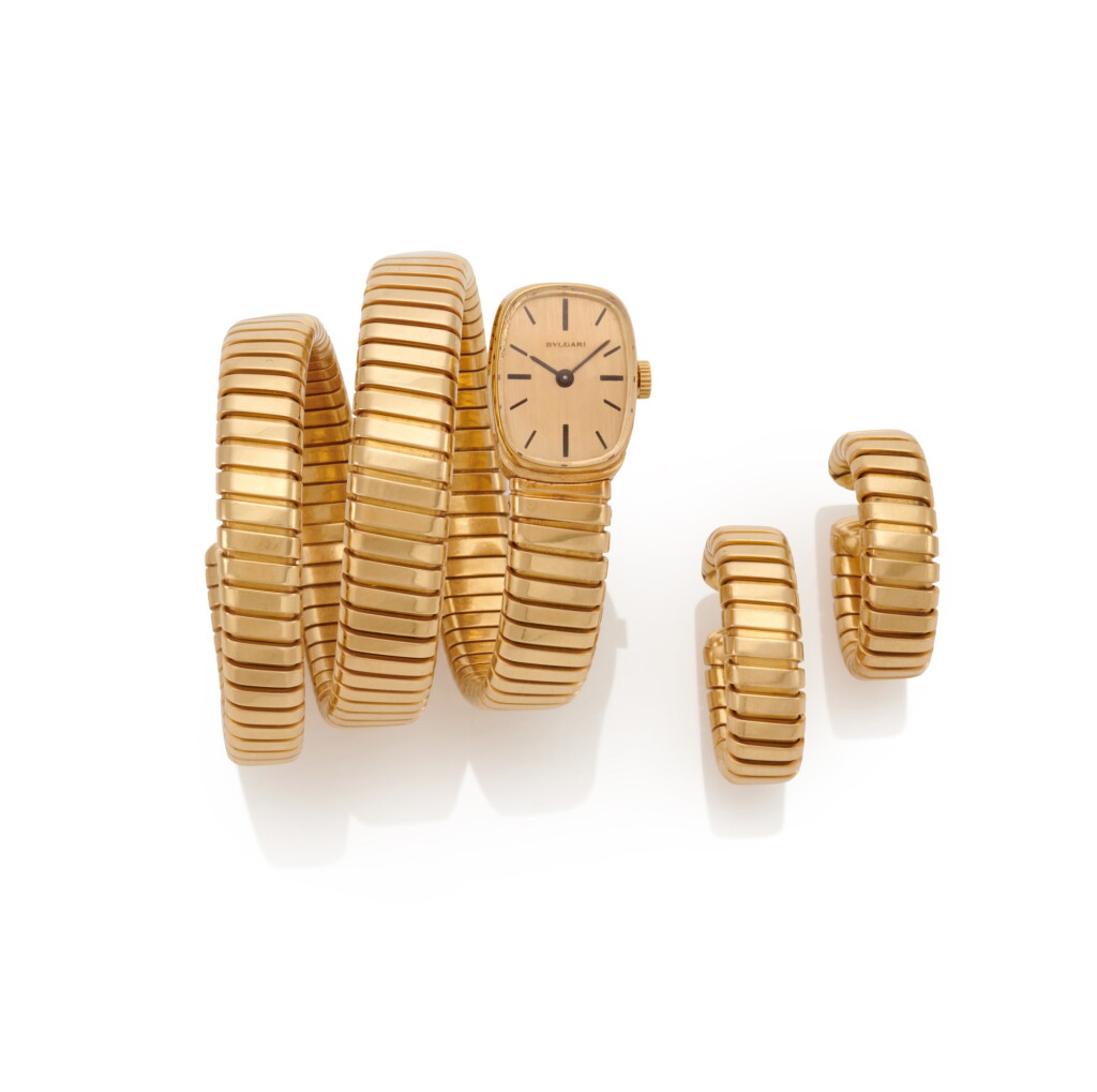 View full screen - View 1 of Lot 89. LADY'S WRITSWATCH AND PAIR OF EARRINGS (OROLOGIO DA POLSO E PAIO DI ORECCHINI).