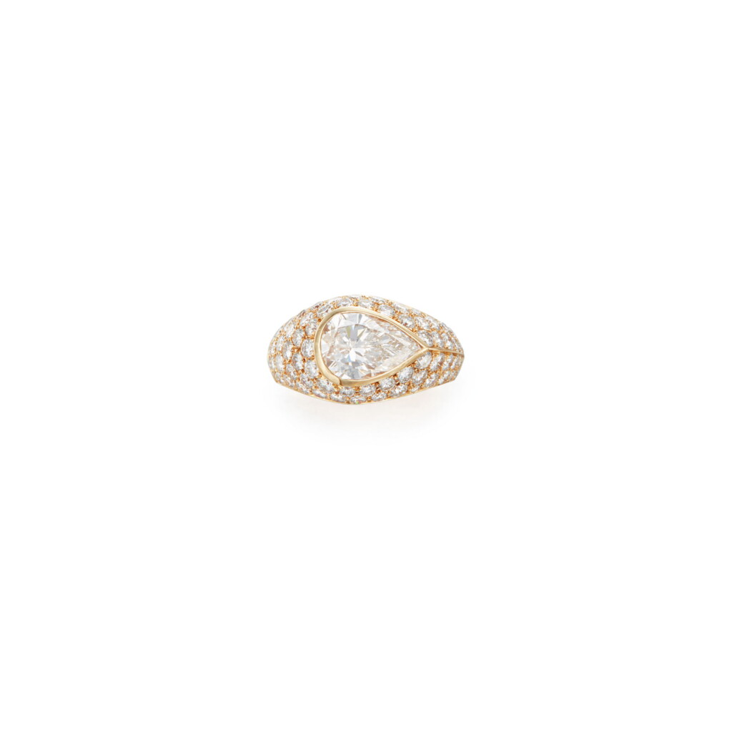 View full screen - View 1 of Lot 269. DIAMOND RING, BULGARI.