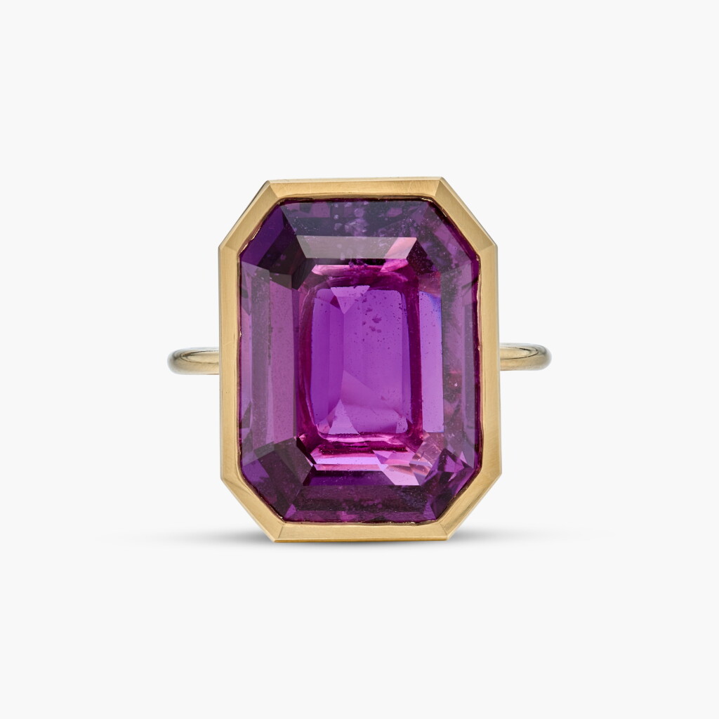 View full screen - View 1 of Lot 909. Purple Sapphire Ring.