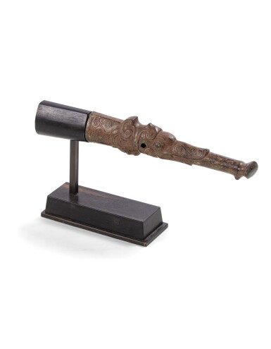 View full screen - View 1 of Lot 68. An archaic bronze spear ornament Eastern Zhou dynasty, Spring and Autumn period | 東周春秋時期 青銅龍紋杆飾.