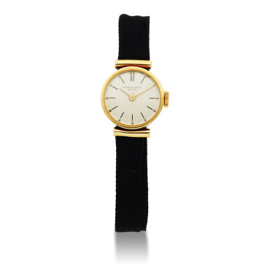 View full screen - View 1 of Lot 916. REF 1146 YELLOW GOLD WRISTWATCH MADE IN 1941.