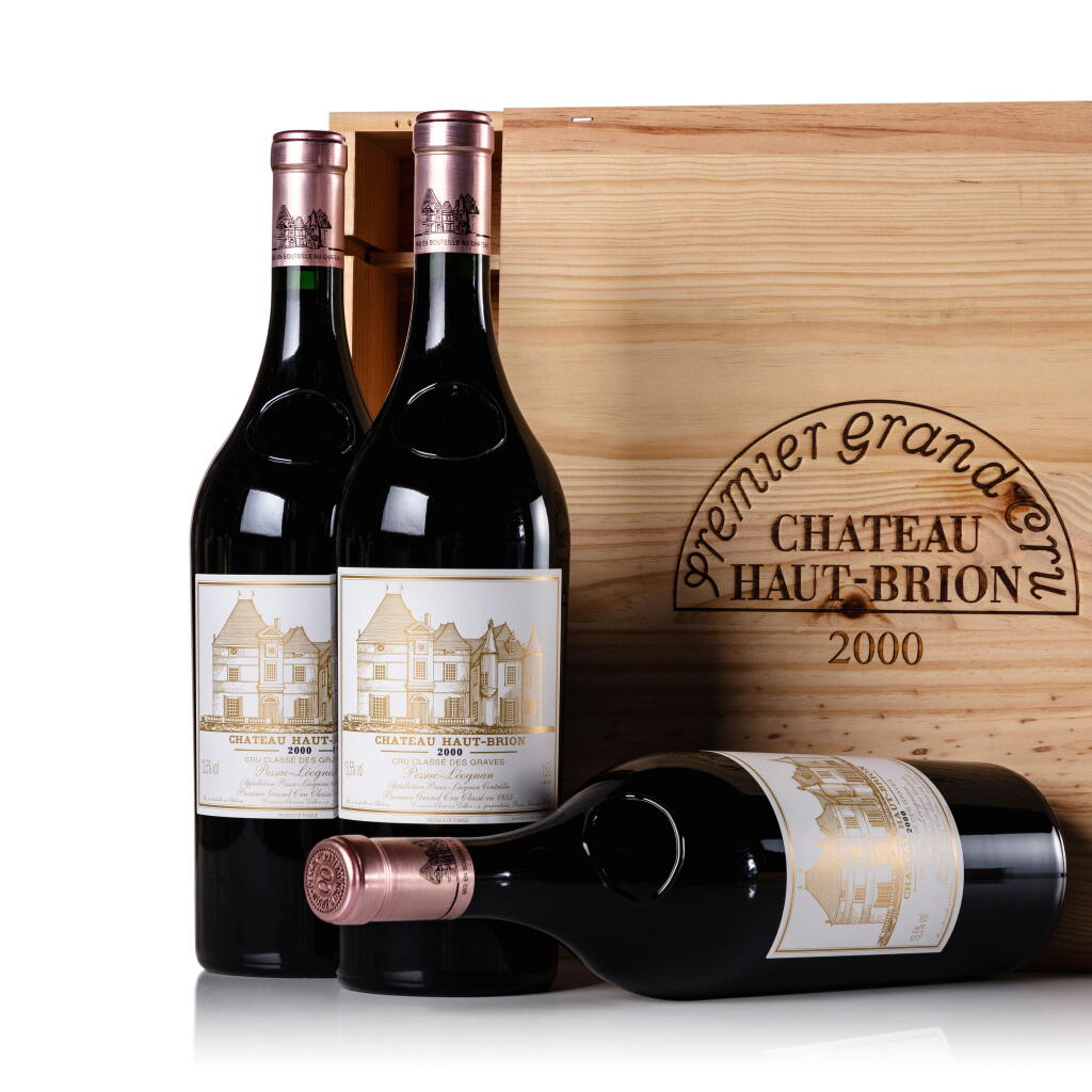 Voir en plein écran - Voir 1 du lot 45. Château Haut Brion 2000 (6 MAG).