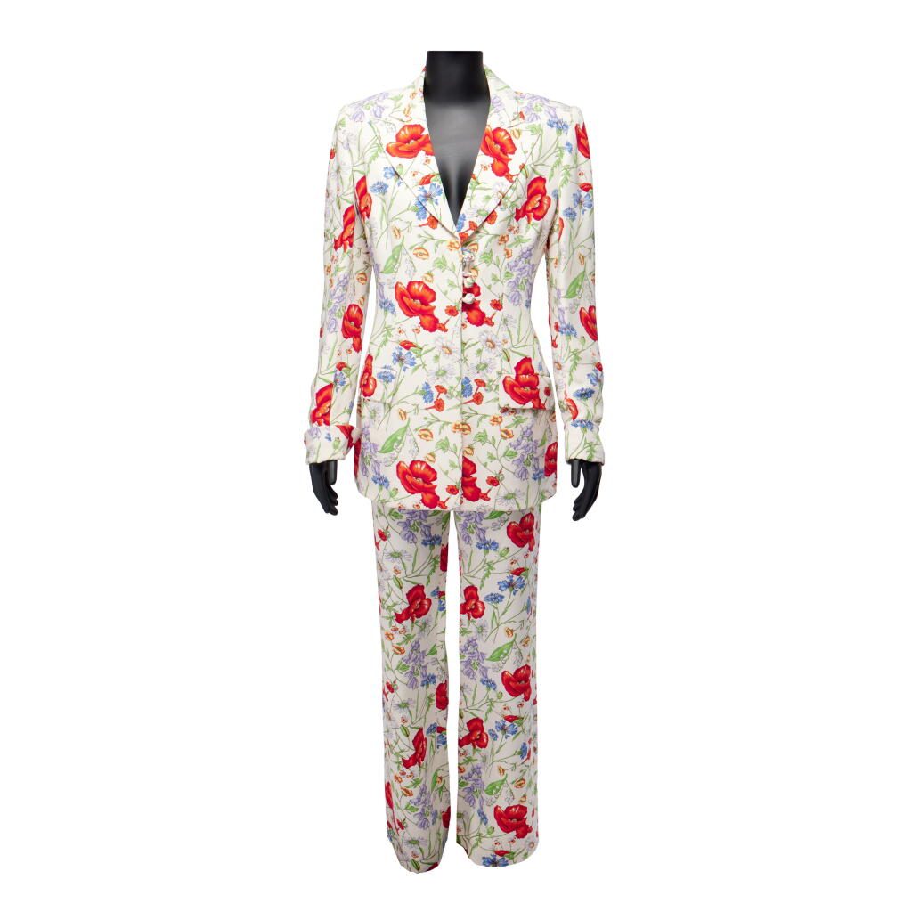 View full screen - View 1 of Lot 35. Bill Blass.