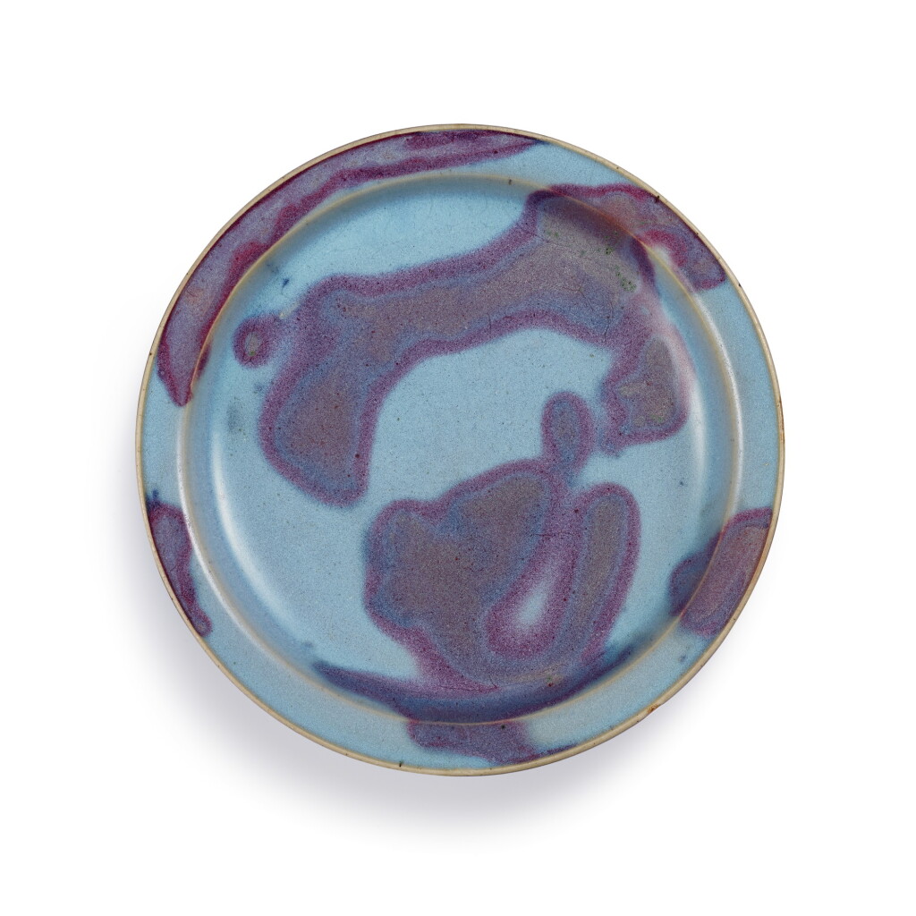 View full screen - View 1 of Lot 16. An outstanding Junyao purple-splashed dish Song dynasty | 宋 鈞窰天青釉紫斑折沿盤.