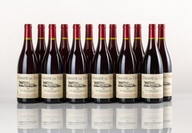 View full screen - View 1 of Lot 684. Domaine des Tours Vin de Pays de Vaucluse Rouge 2014 (12 BT).