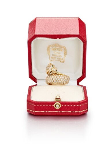 View full screen - View 1 of Lot 8032. Cartier | 'Panthère' Diamond, Emerald and Onyx Ring | 卡地亞 | 'Panthère' 鑽石,祖母綠 配 縞瑪瑙 戒指.