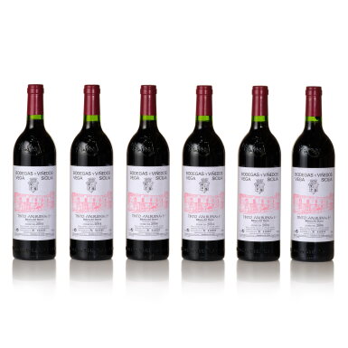 View full screen - View 1 of Lot 358. Vega Sicilia, 'Valbuena No. 5' 2004 (12 BT).