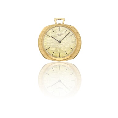 View full screen - View 1 of Lot 458. PATEK PHILIPPE | GILBERT ALBERT REF 798, A YELLOW GOLD OPEN FACE POCKET WATCH WITH ASSOCIATED CHAIN MADE IN 1962 .