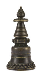 A BRONZE STUPA, TIBET, 13TH CENTURY | 十三世紀 藏傳銅佛塔
