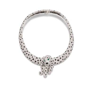 View full screen - View 1 of Lot 672. Iconic diamond, onyx and emerald necklace/brooch, 'Panthère', 1980s | 卡地亞 'Panthère' 鑽石、縞瑪瑙及祖母綠項鏈/胸針,1980年代.