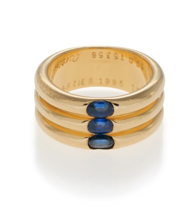 View full screen - View 1 of Lot 59. Sapphire and gold ring.
