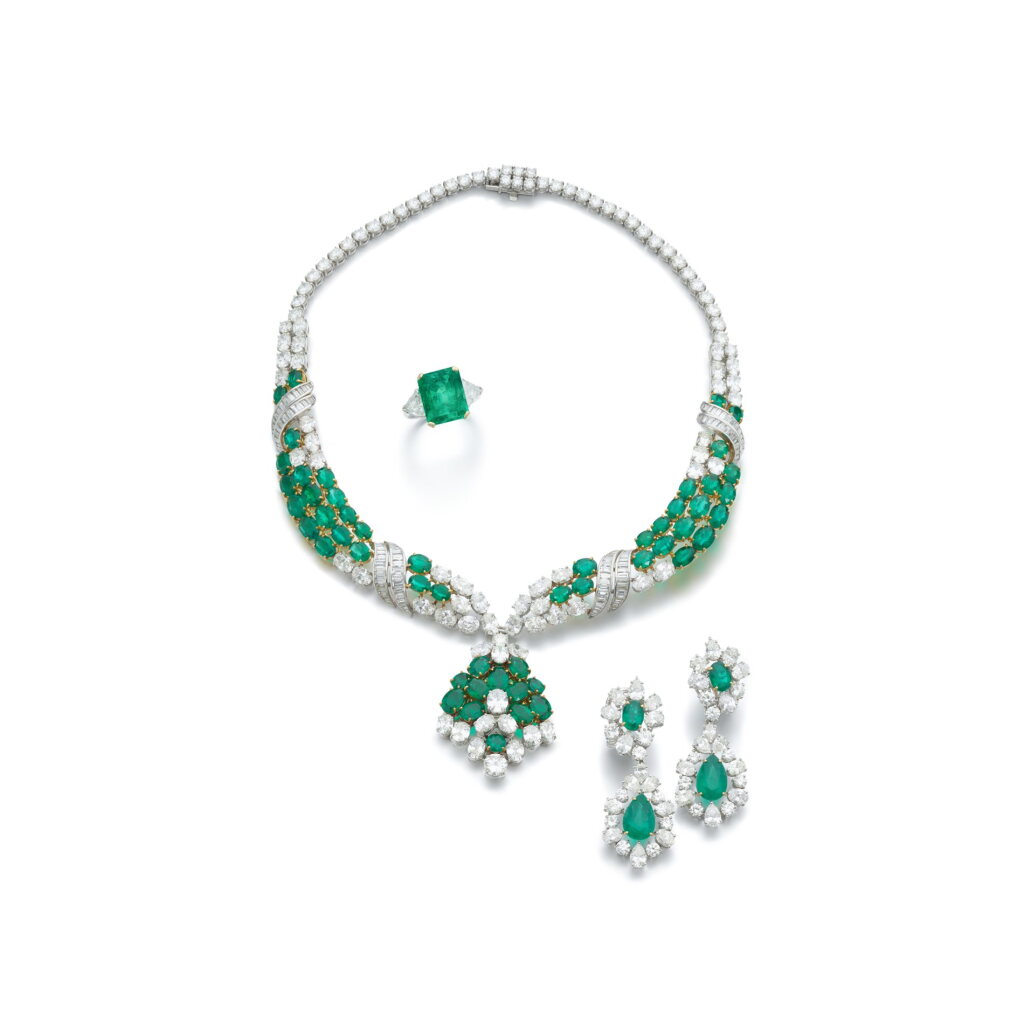 View full screen - View 1 of Lot 881. Emerald and diamond parure.