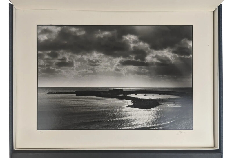 Cover image 0