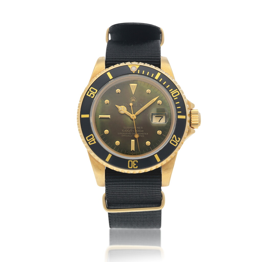 全萤幕检视 - 查看448'Nipple Dial' Submariner, Ref. 16808 Yellow gold wristwatch with date and color changed dial Circa 1981的1