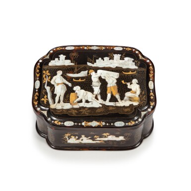 View full screen - View 1 of Lot 11. A gold, mother of pearl and tortoiseshell piqué casket, Naples, circa 1730 | Coffret en écaille piquée d'or et nacre, Naples, vers 1730.