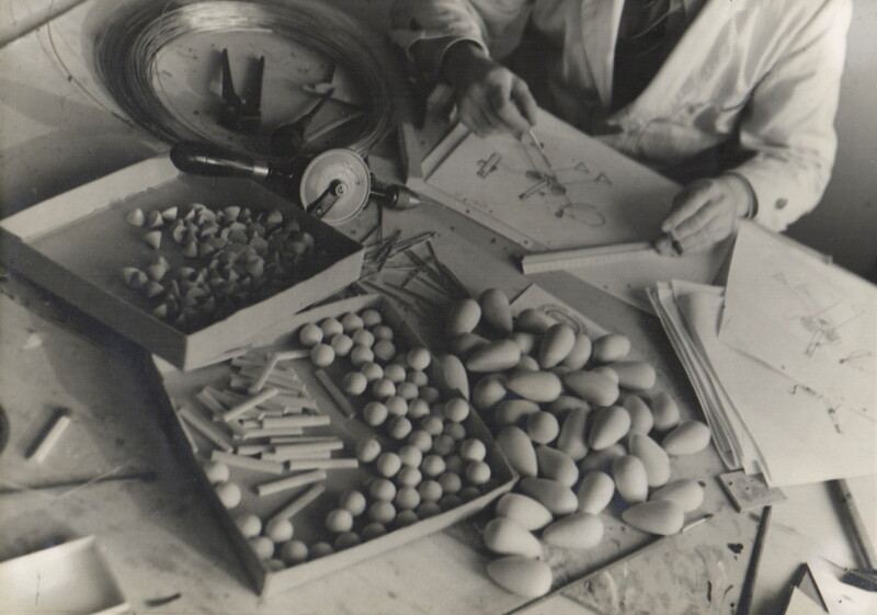 Cover image 0