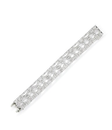 View full screen - View 1 of Lot 77. Diamond bracelet | Bracelet diamants.