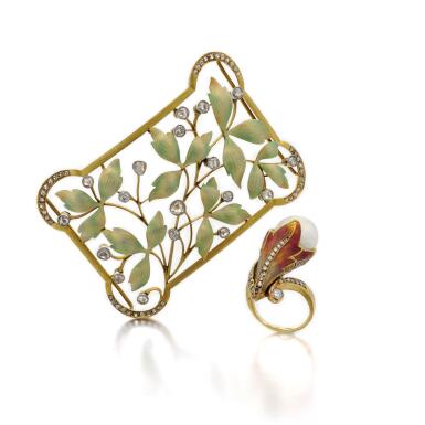 View full screen - View 1 of Lot 32. Enamel and diamond buckle and an enamel, pearl and diamond ring (Fibbia in smalto e diamanti e anello in smalto, perla e diamanti).