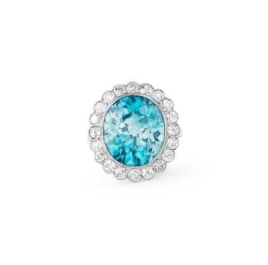 View full screen - View 1 of Lot 13. BAGUE ZIRCON BLEU ET DIAMANTS | ZIRCON AND DIAMOND RING.